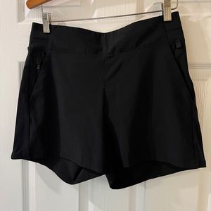 Athleta 8 black athletic or casual shorts zippered pockets lightweight EUC